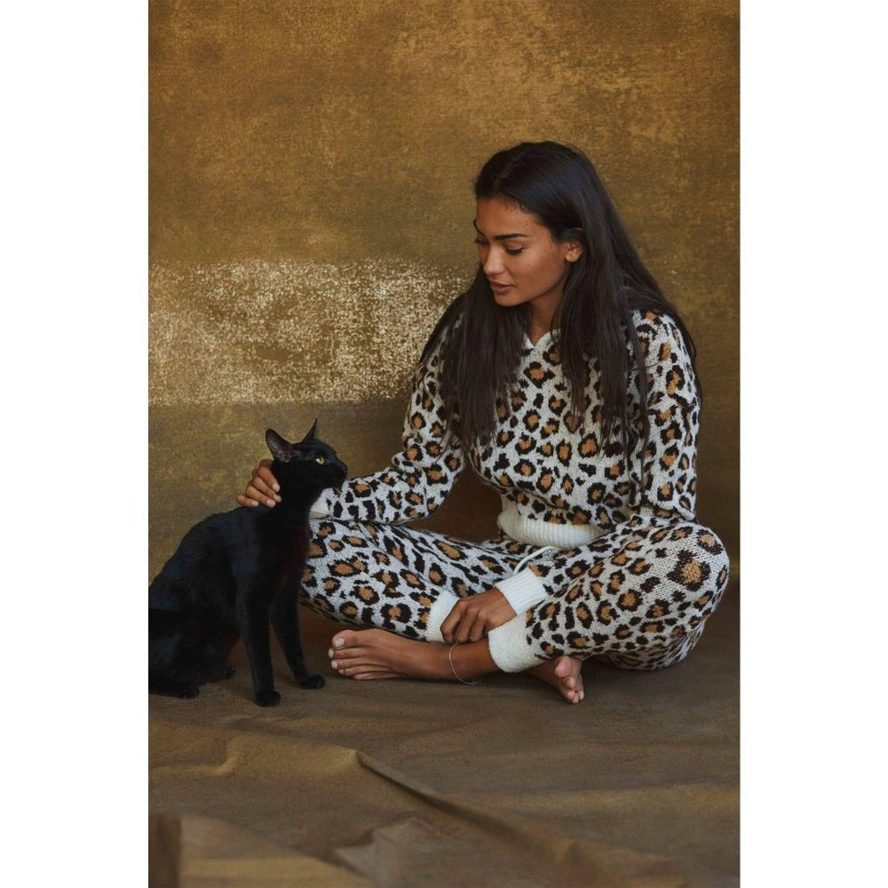 Anthropologie Saturday/Sunday Ginny Leopard Joggers